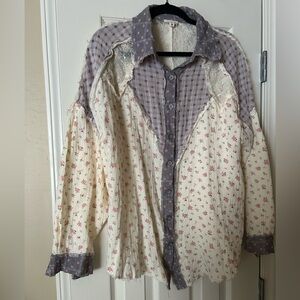 POL Oversized Floral Lace Sequin Small Buttonup Size small
